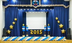 Оформление зала шарами на выпускной №18 (11000 рублей)