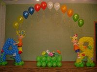 Оформление зала шарами на выпускной №9 (9500 рублей)